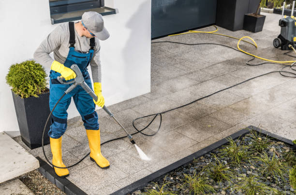 Fence Pressure Washing in Gladeview, FL